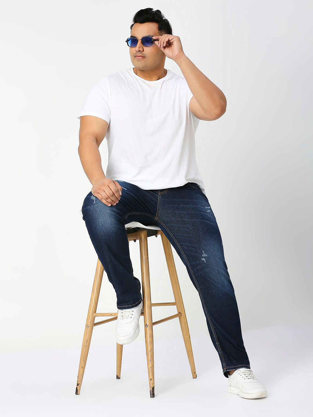 Zush Plus size Casual Stretchable Regular fit Cat Scratches Dark blue color jeans for Men's-ZU570